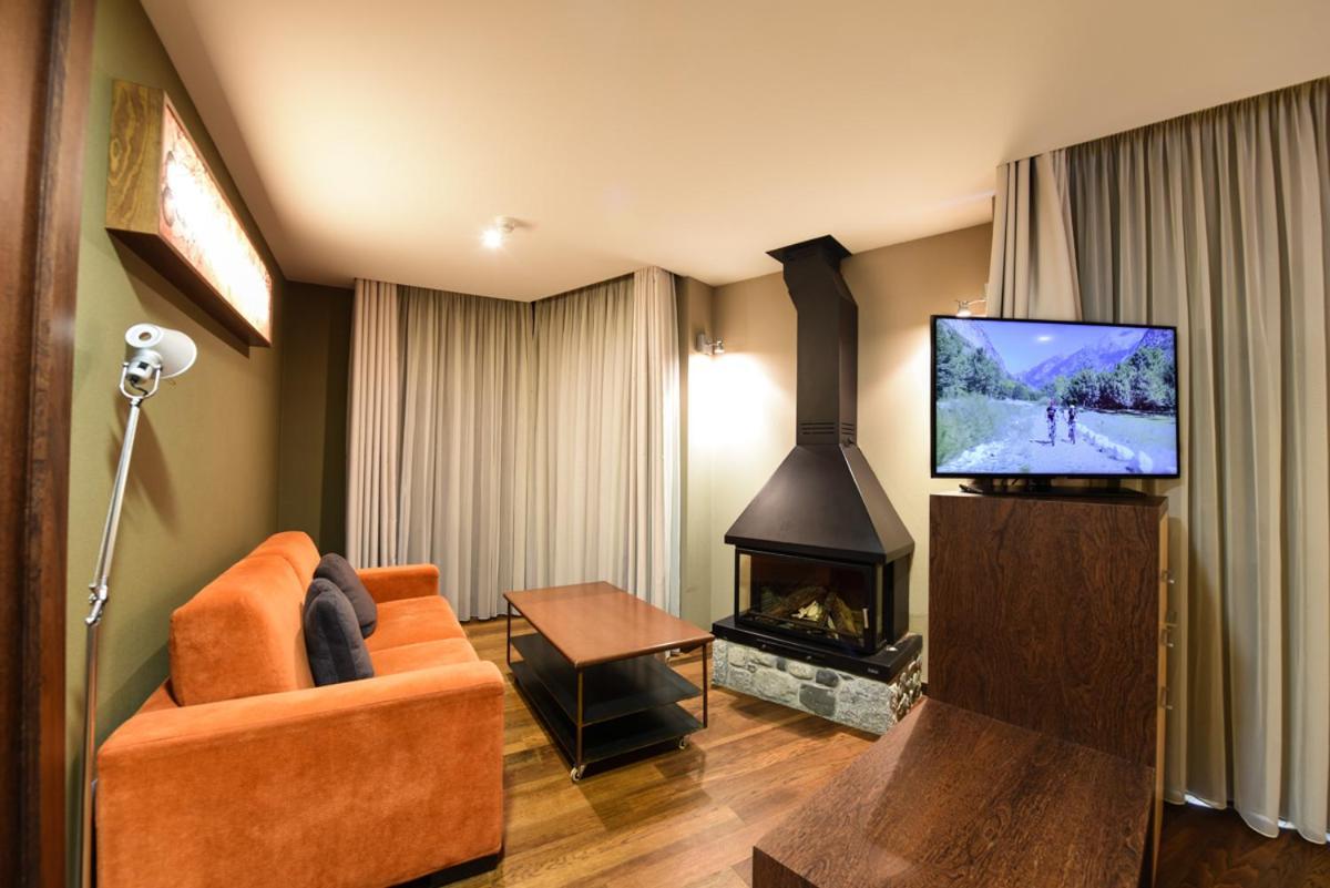 Sommos Hotel Aneto Benasque Εξωτερικό φωτογραφία