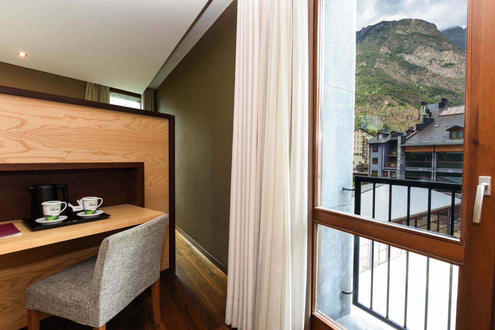 Sommos Hotel Aneto Benasque Εξωτερικό φωτογραφία