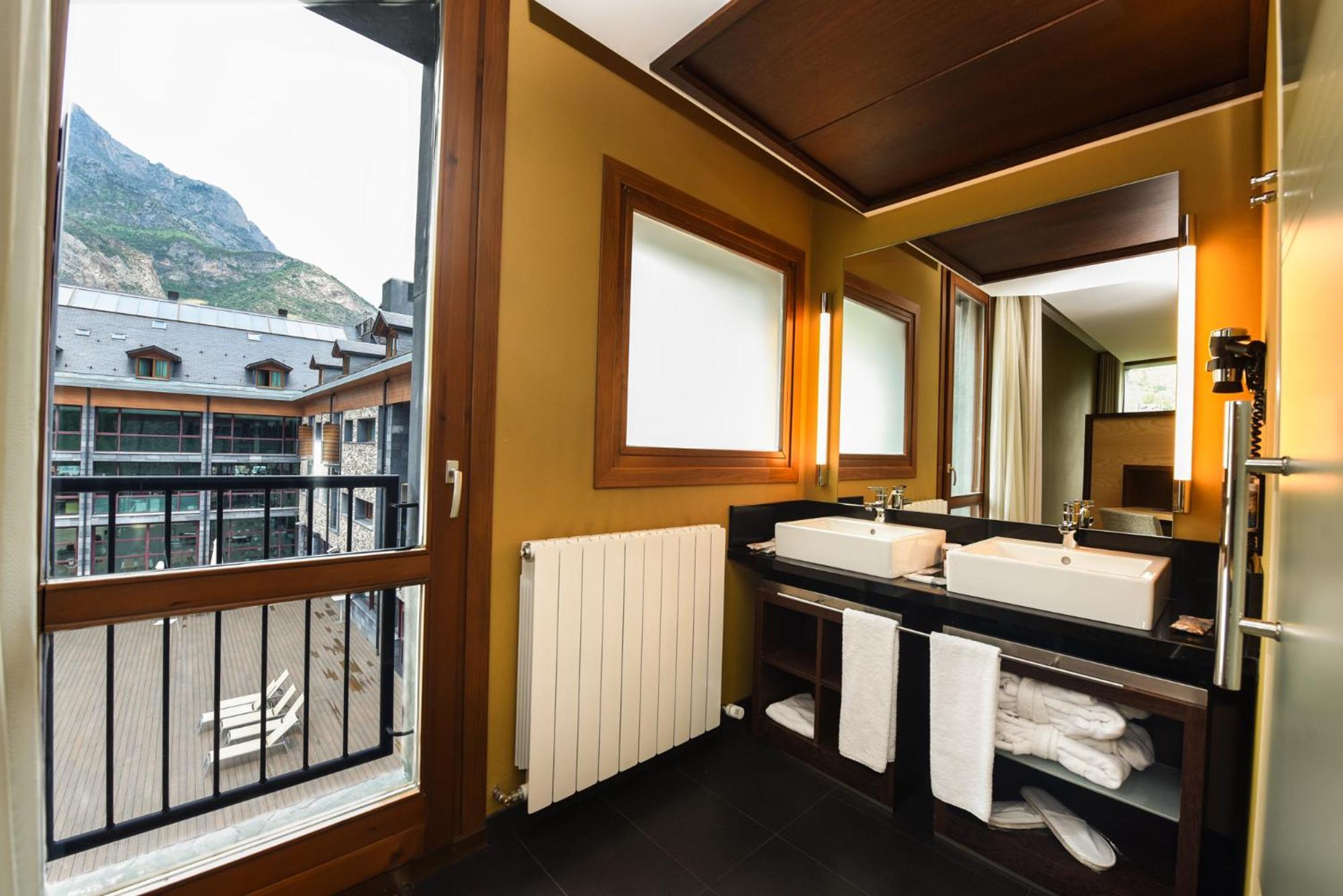 Sommos Hotel Aneto Benasque Εξωτερικό φωτογραφία