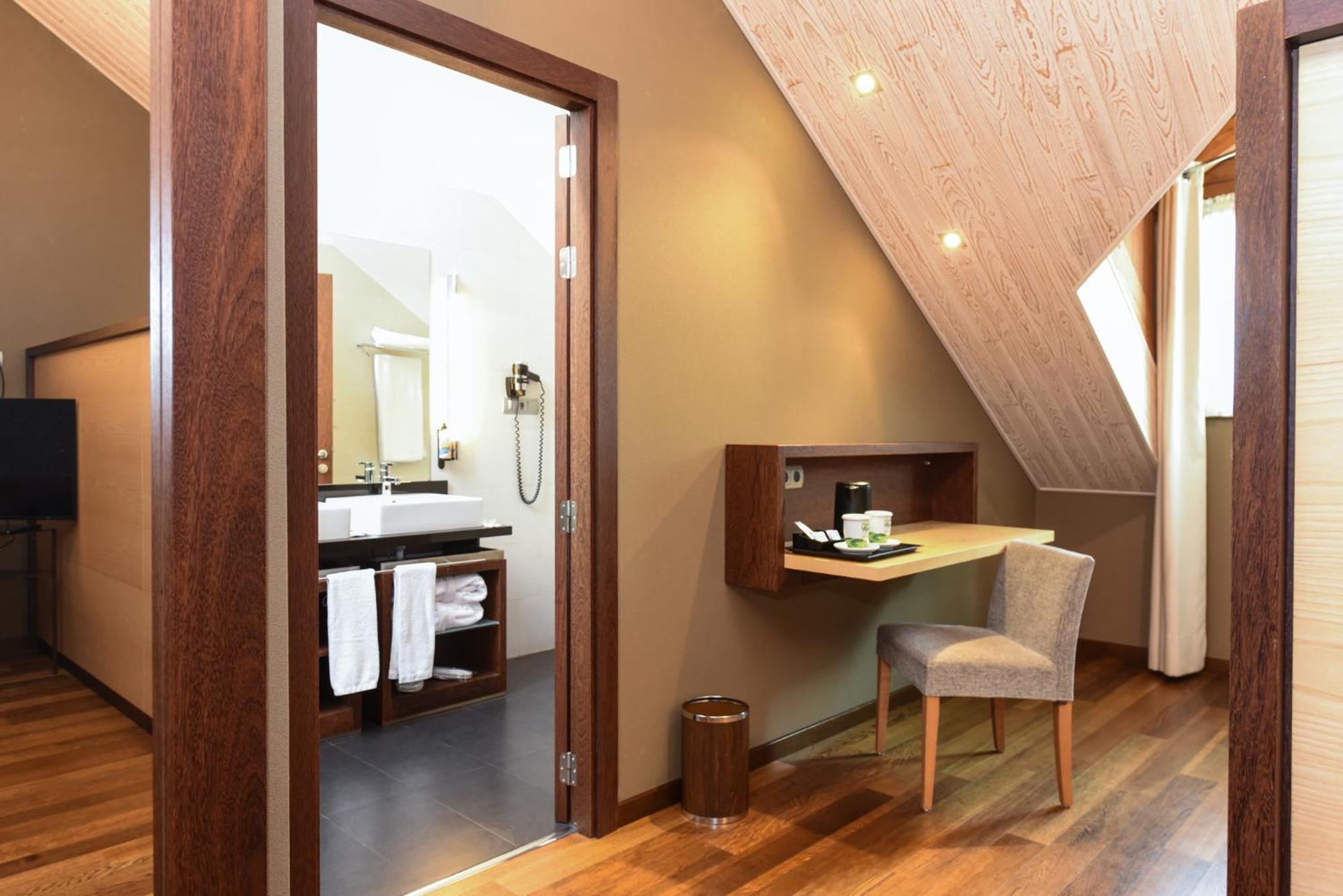 Sommos Hotel Aneto Benasque Εξωτερικό φωτογραφία