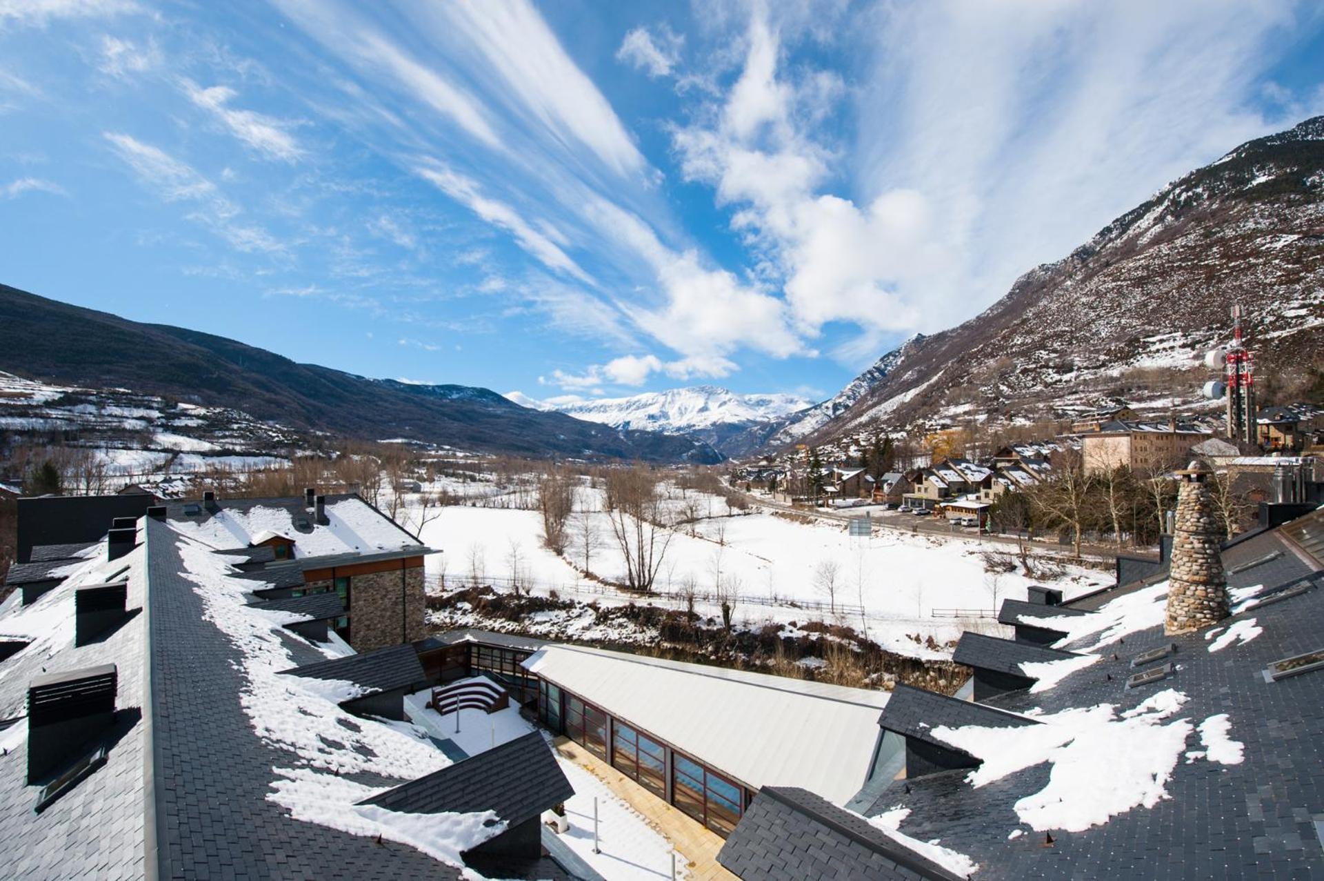 Sommos Hotel Aneto Benasque Εξωτερικό φωτογραφία